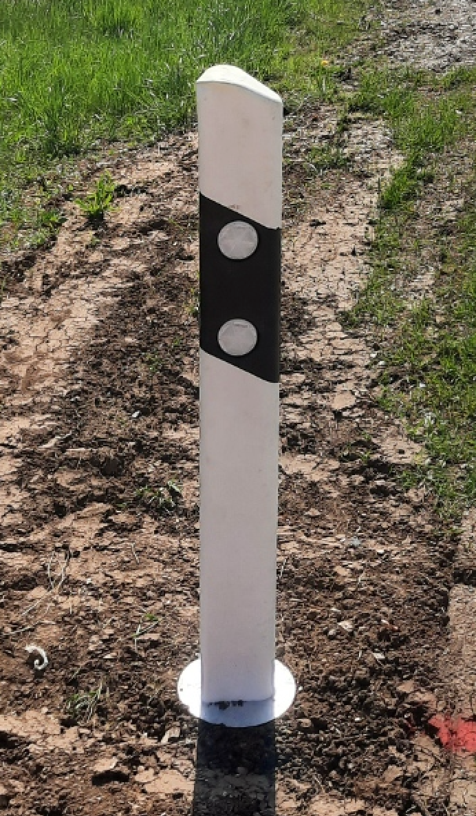 Leitpfosten-Einschlagfundament FundaFix, mit Grass-stopp-Platte, L 600 mm