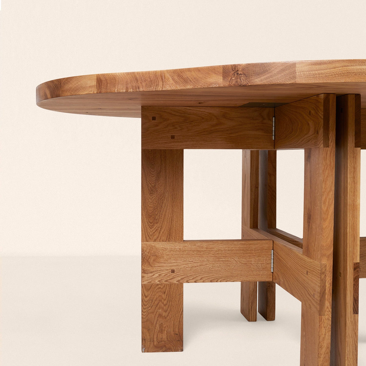 Farmhouse Table - Pond