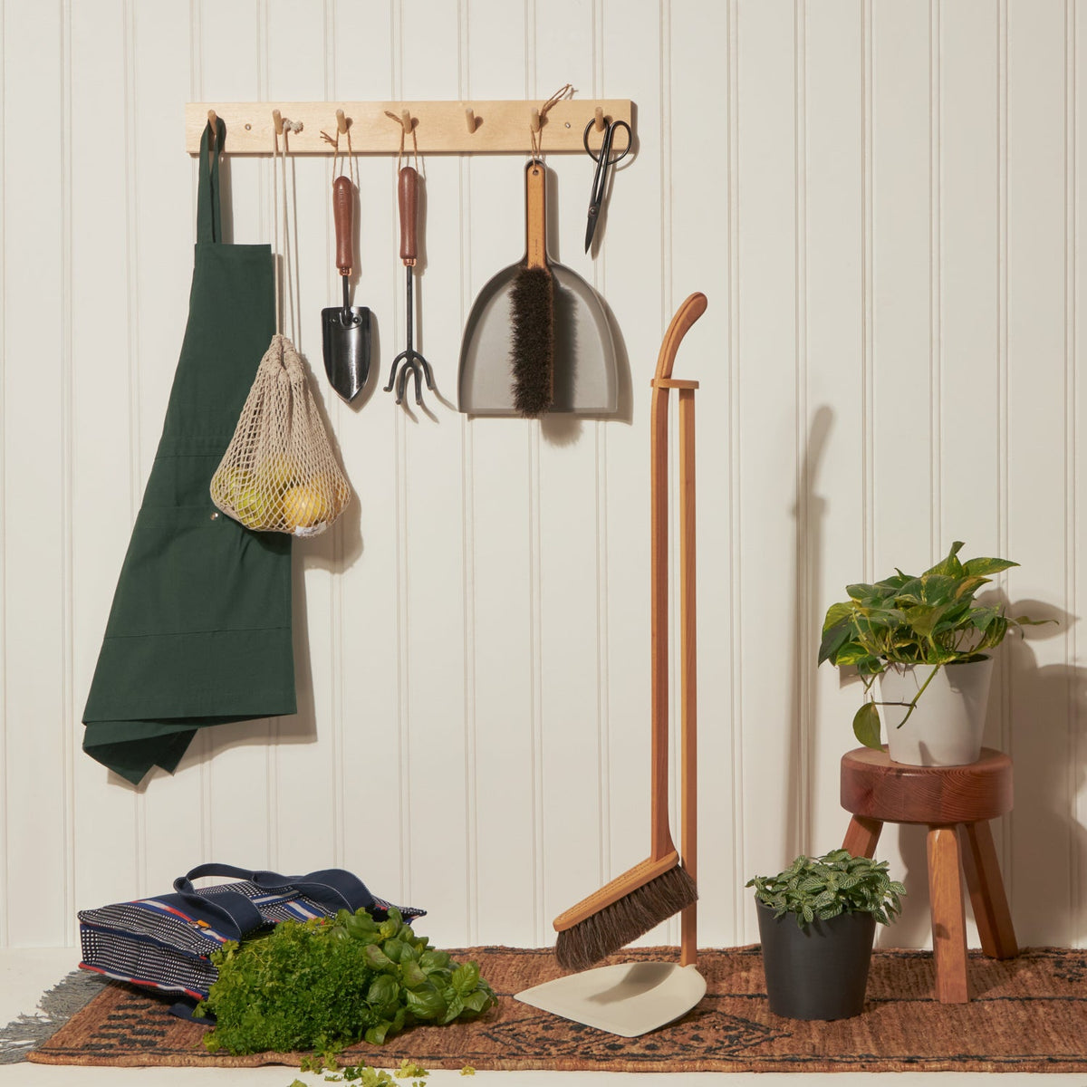 Long Handle Dustpan & Brush Set
