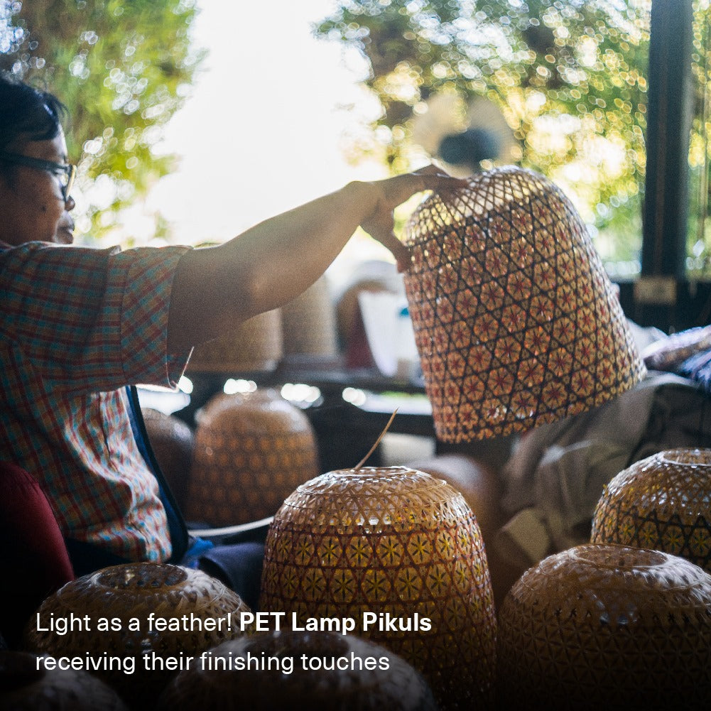 Pikul Table Lamp