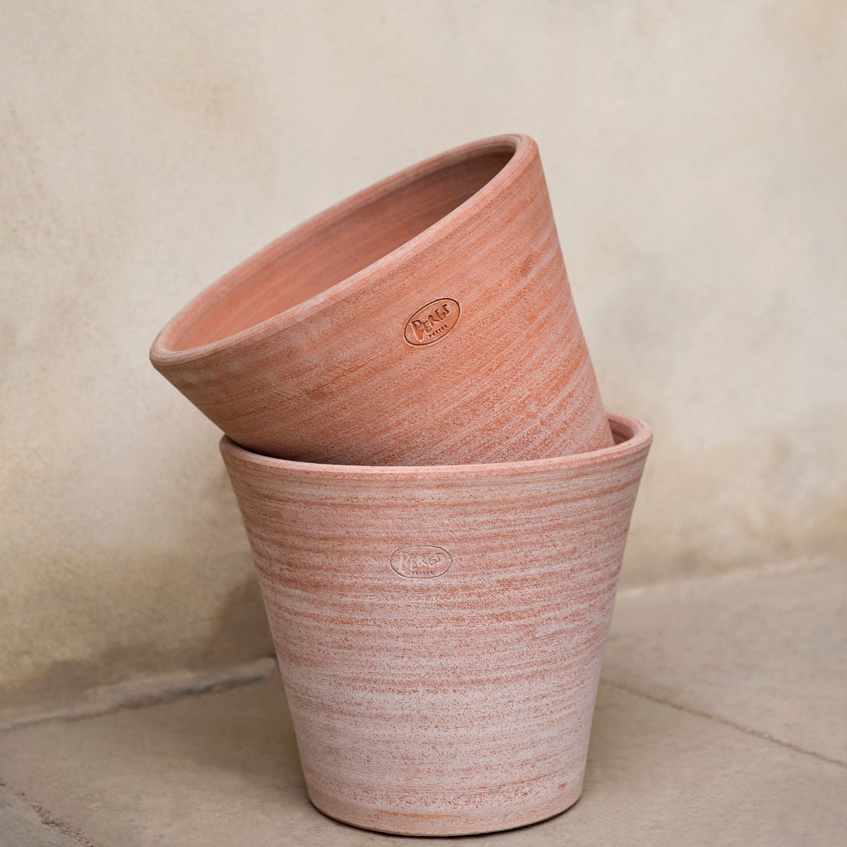 Julie Ø30 Planter & Saucer