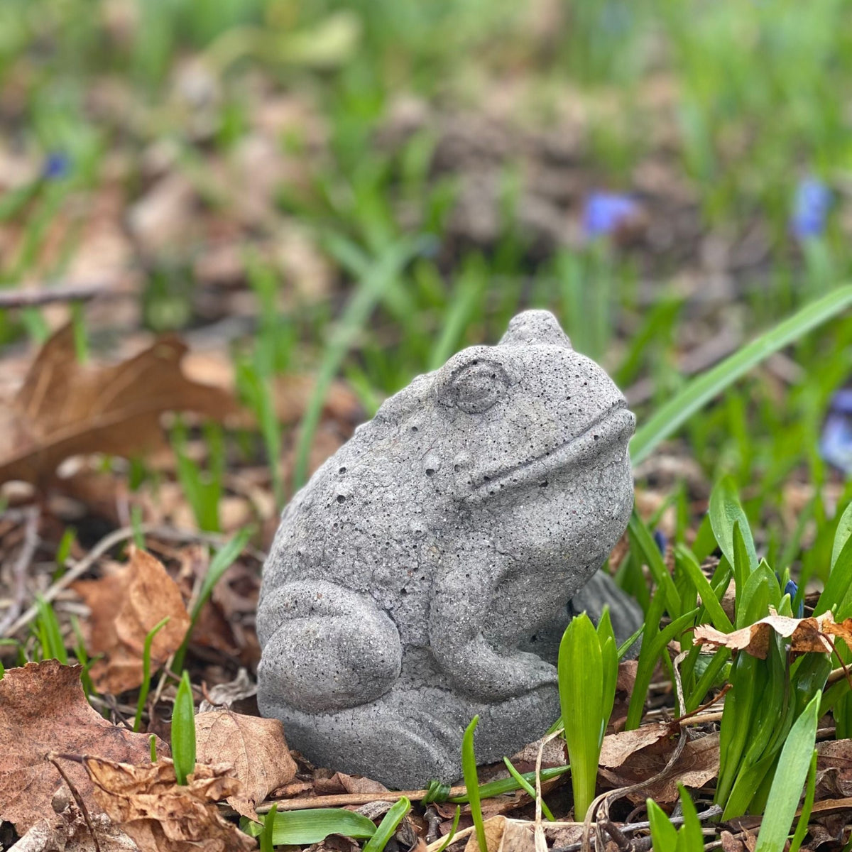 Cast Stone Aged Garden Toad Statue