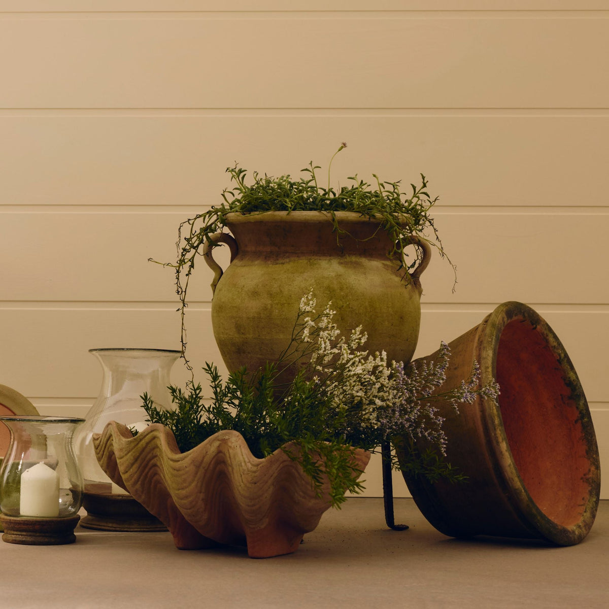 Aged Allende Urn Planter - Medium