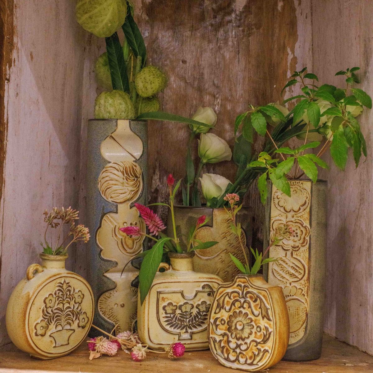 Oval Plant Relief Vase - Large