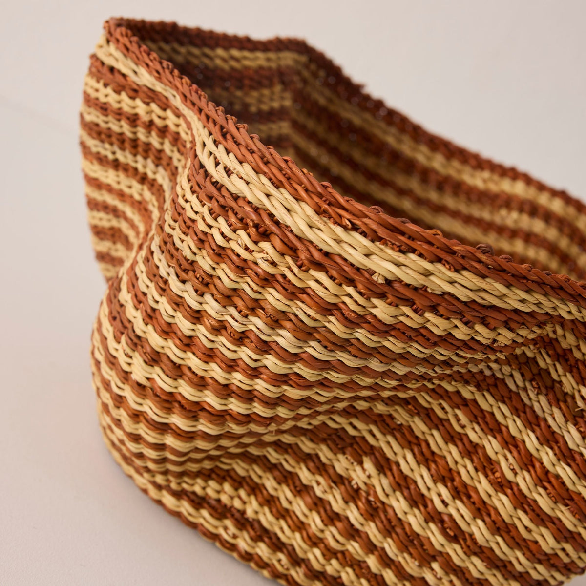 Mini Pakurigo Wave Decor Basket