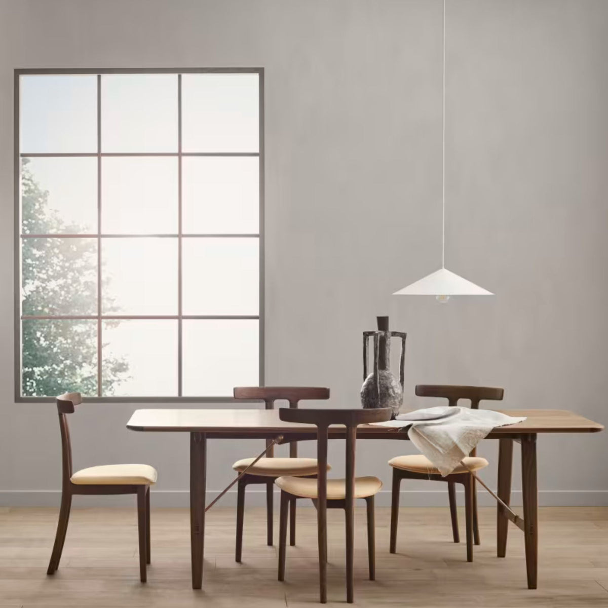 OW58 | T-Chair
