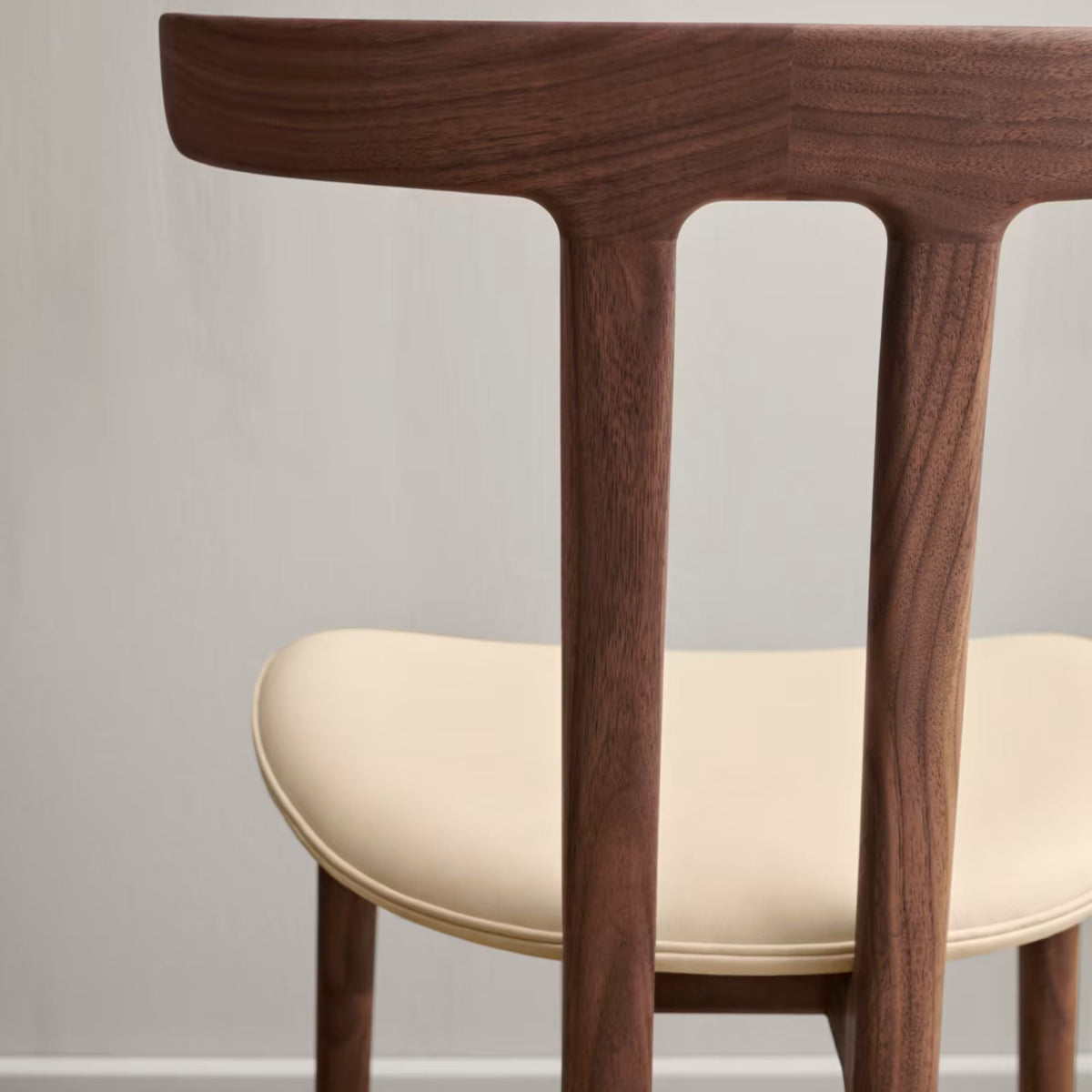 OW58 | T-Chair