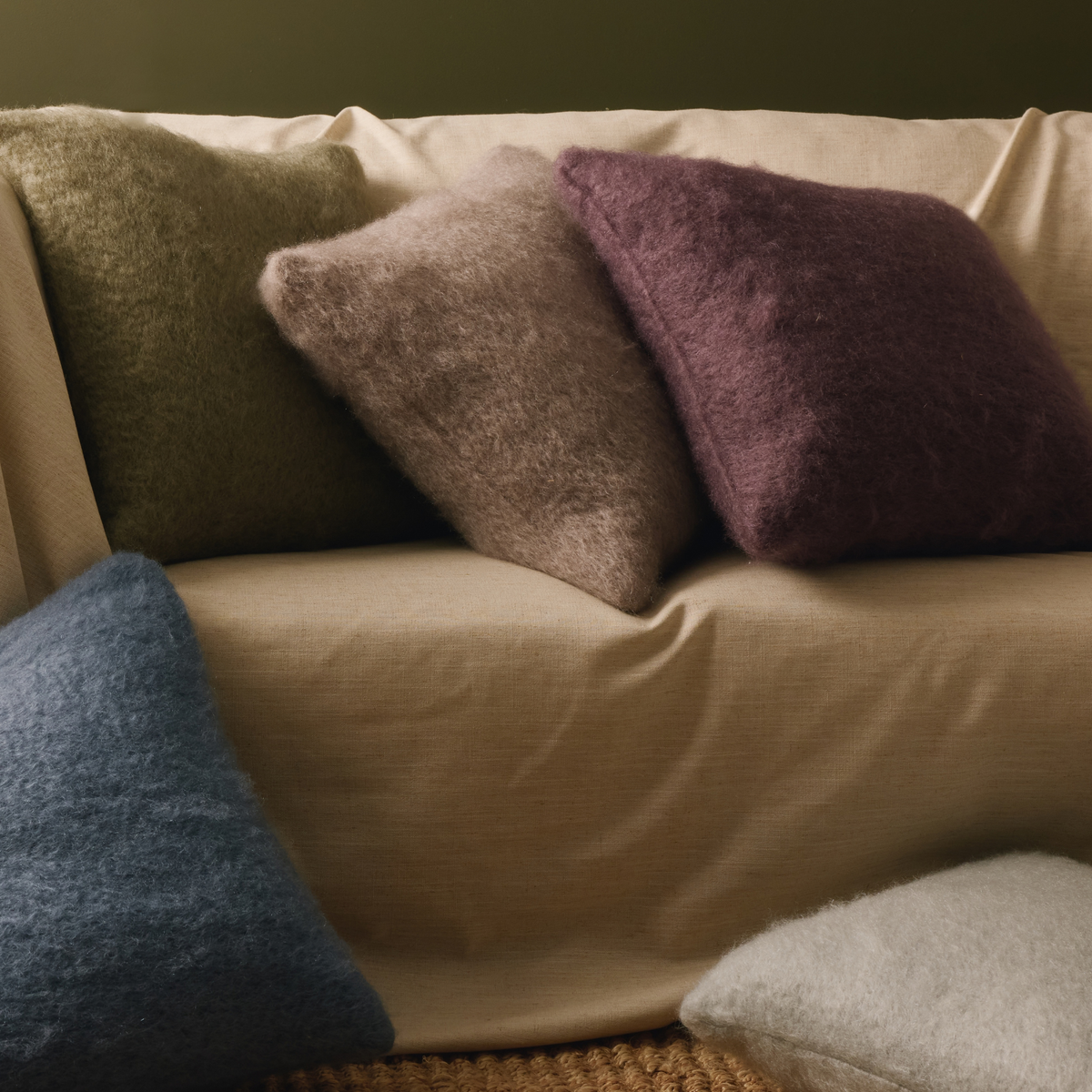 Lisos Cushion Cover
