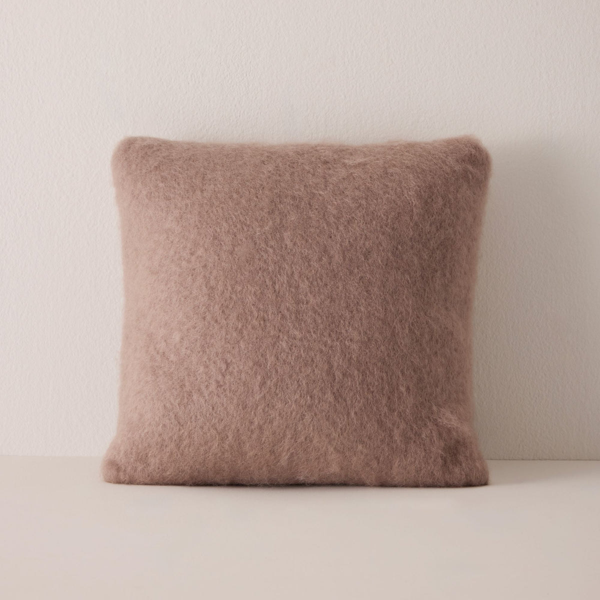 Lisos Cushion Cover