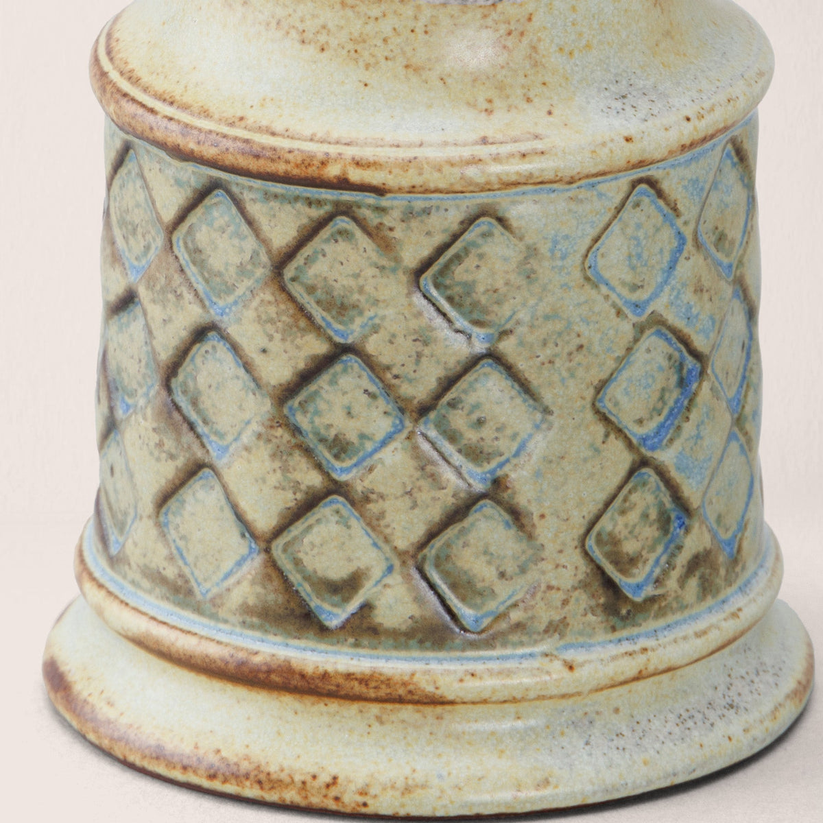 Triangular & Diamond Pattern Candleholder- Set of 2 - Small