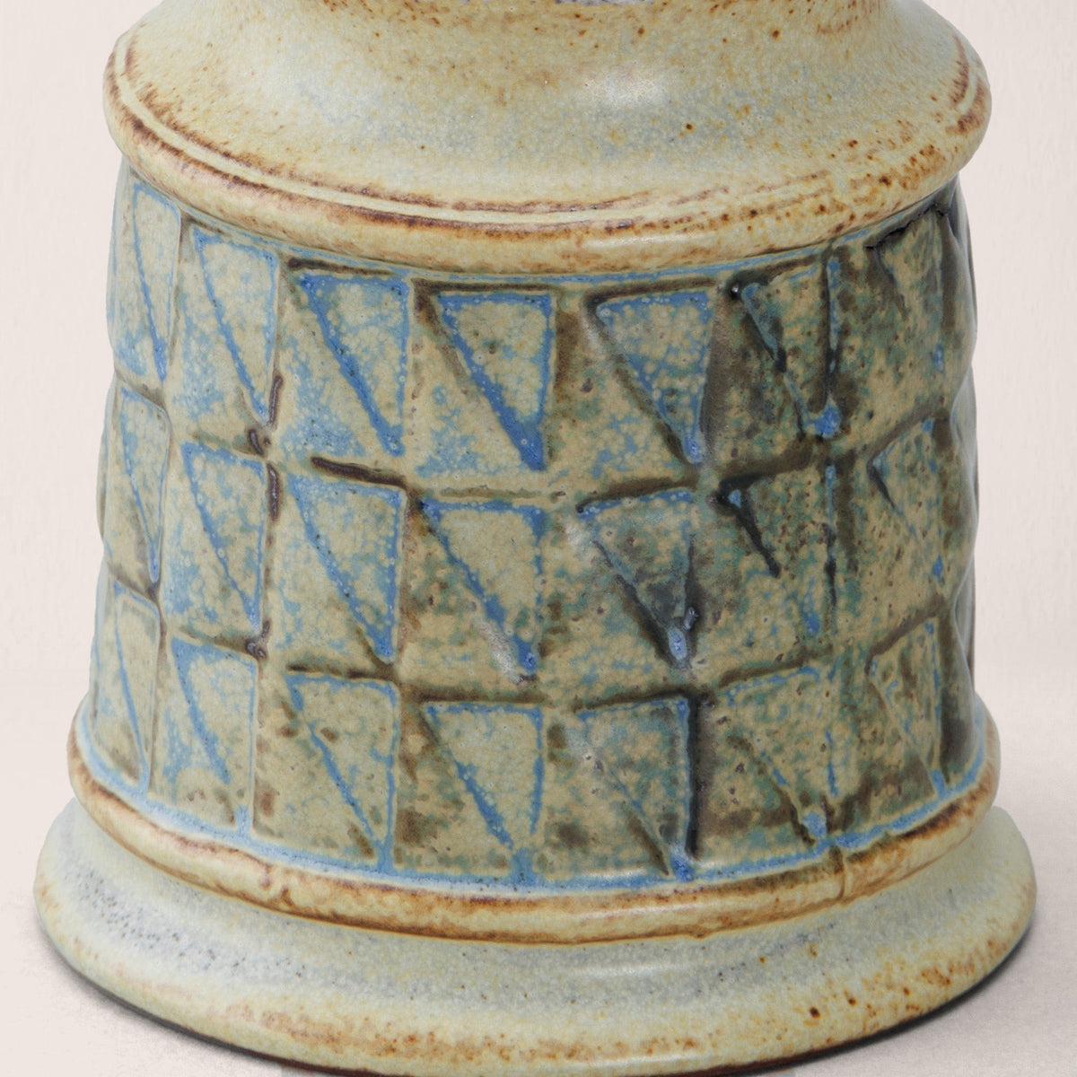 Triangular & Diamond Pattern Candleholder- Set of 2 - Small