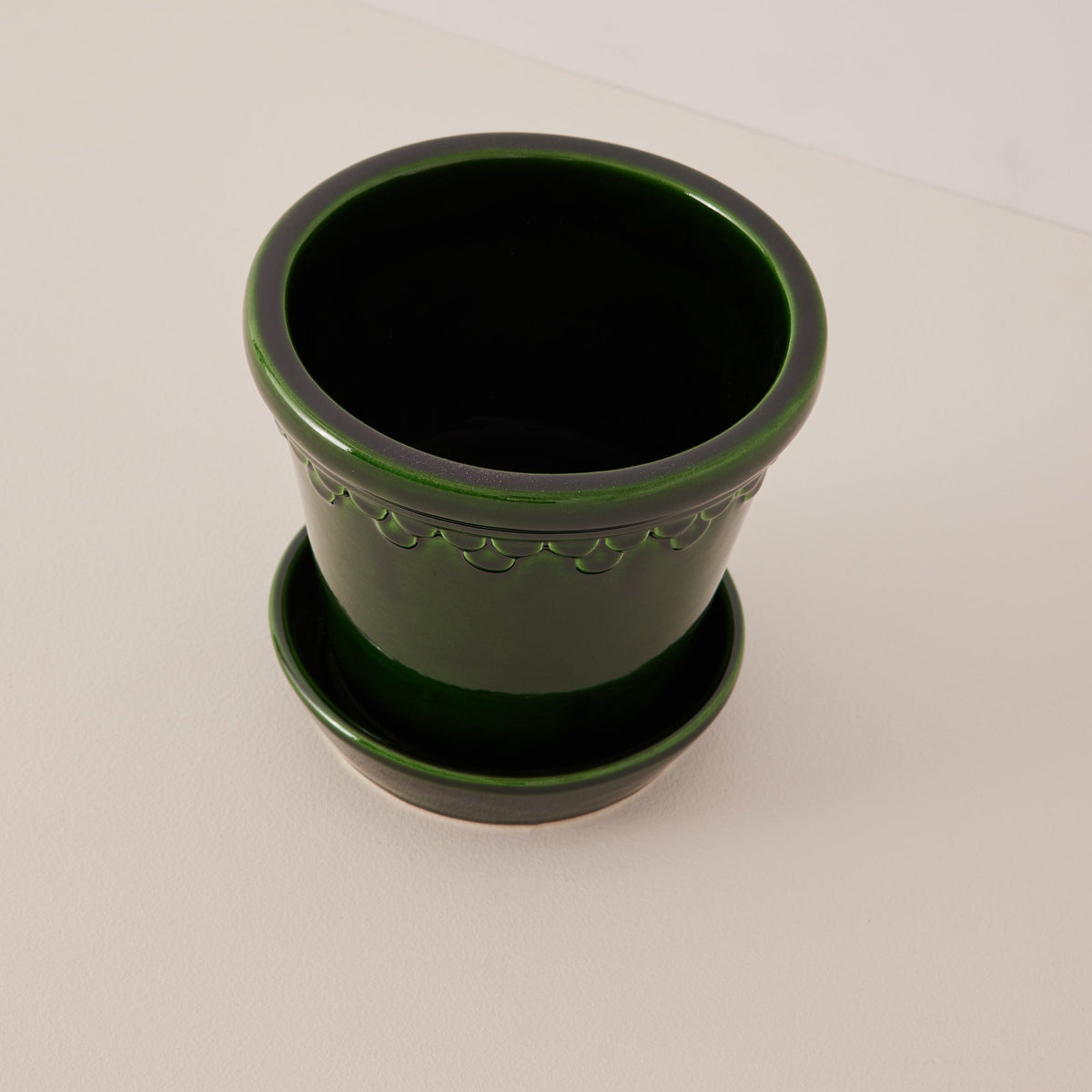 Copenhagen Ø14 Planter & Saucer