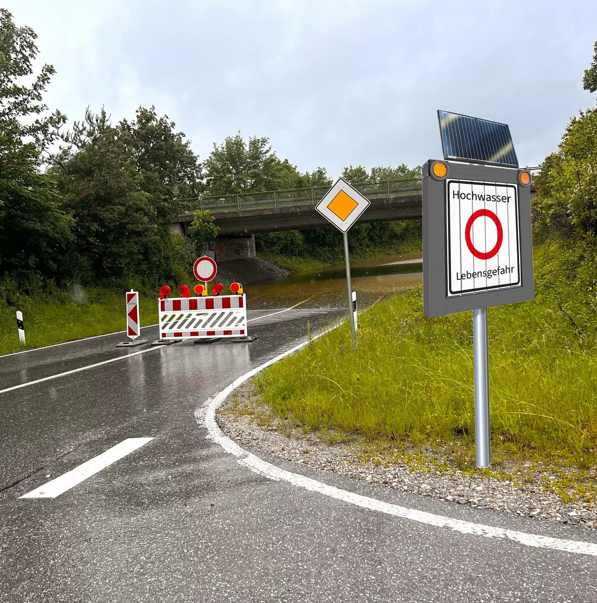 Hochwasserwarnsystem, Set mit 2 Prismenschilder und Flutsensor, mit Solar