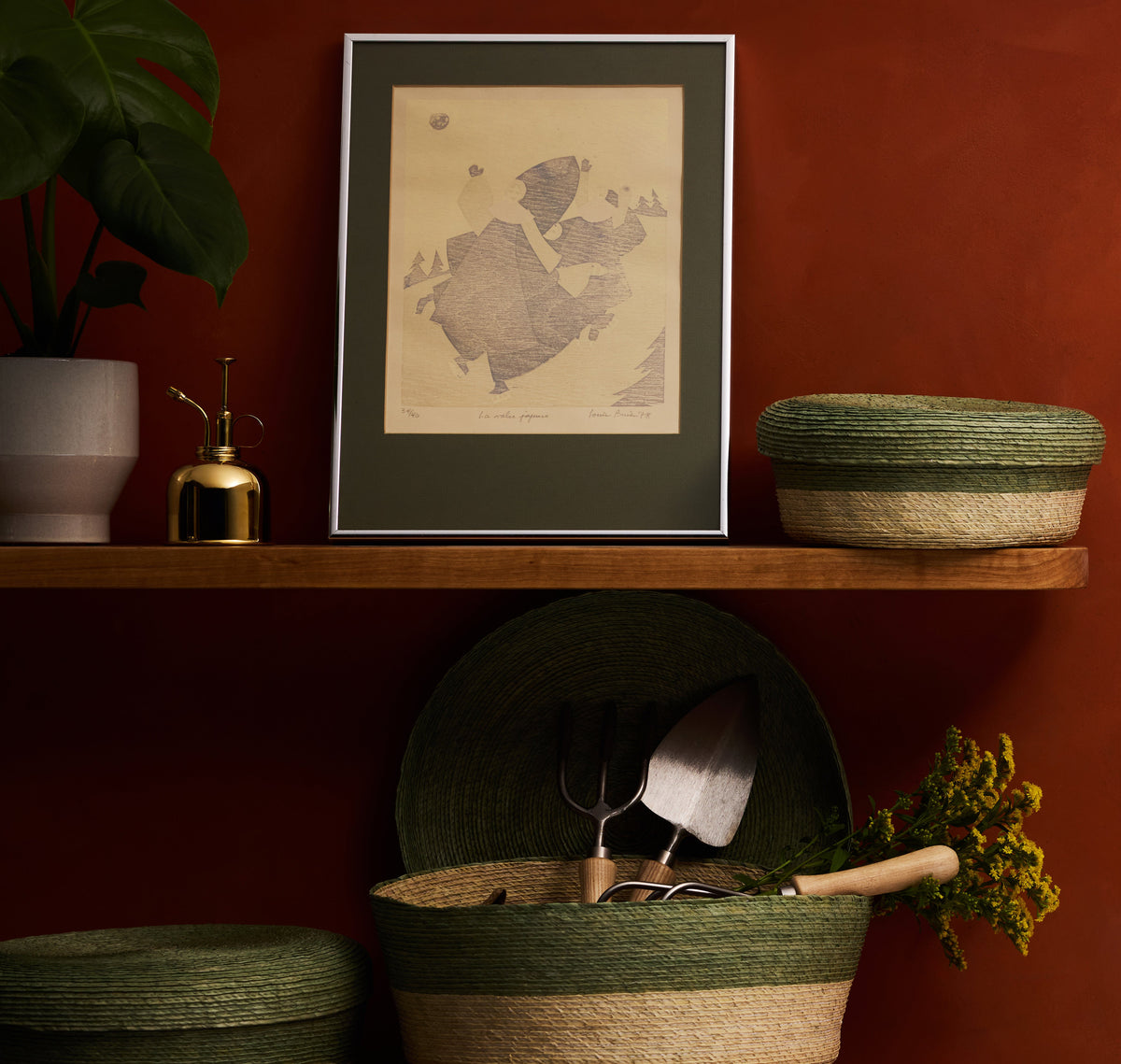 Round Woven Lidded Basket