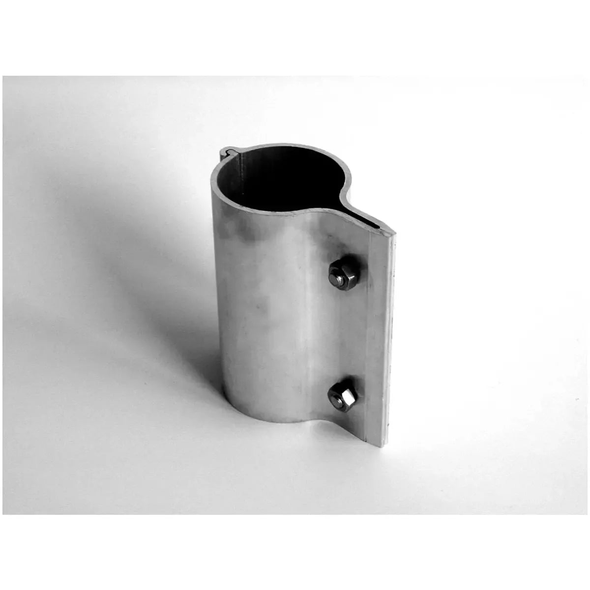 Nasenschelle Breit, ø 60 mm aus Aluminium für Schilder von 2 – 4 mm