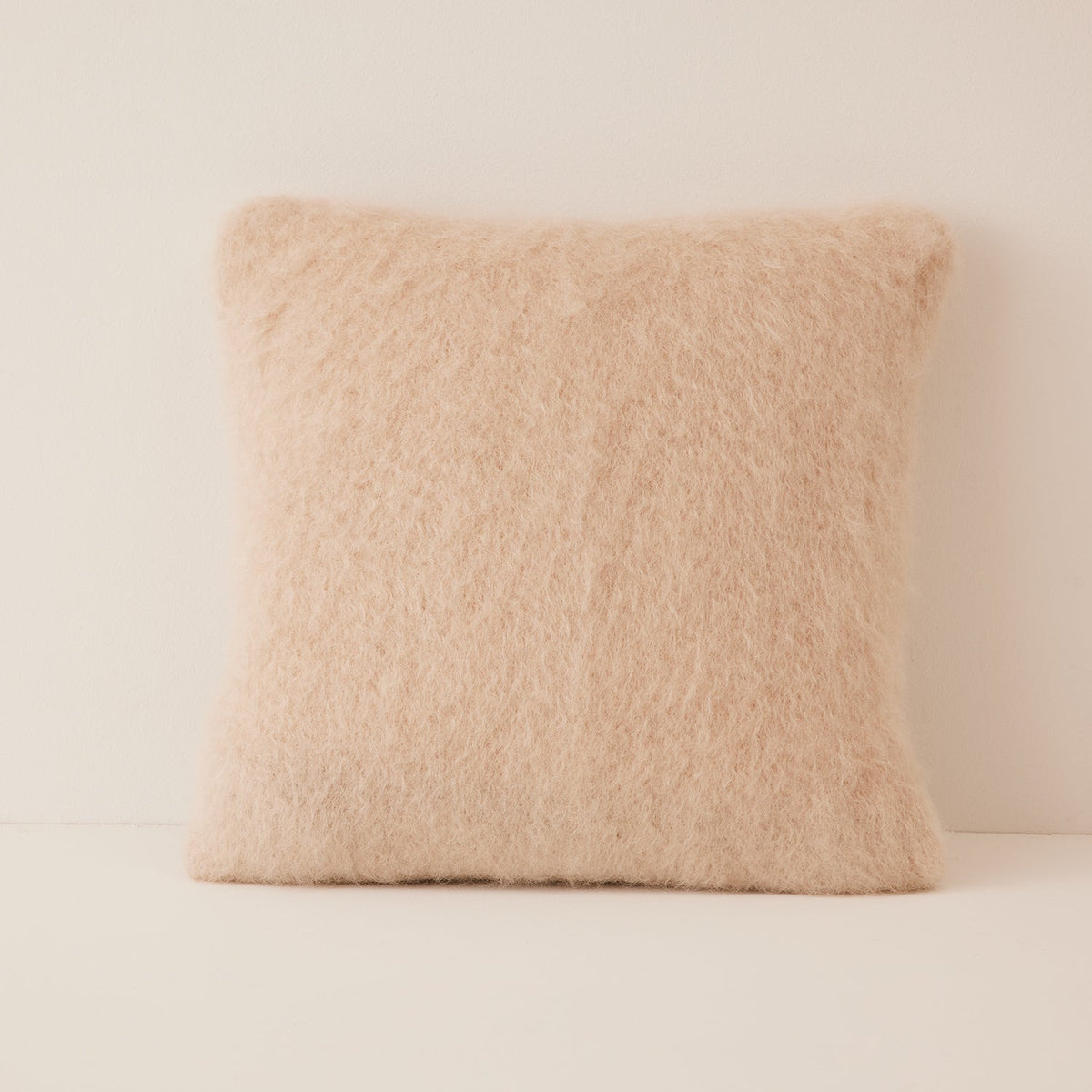 Lisos Cushion Cover