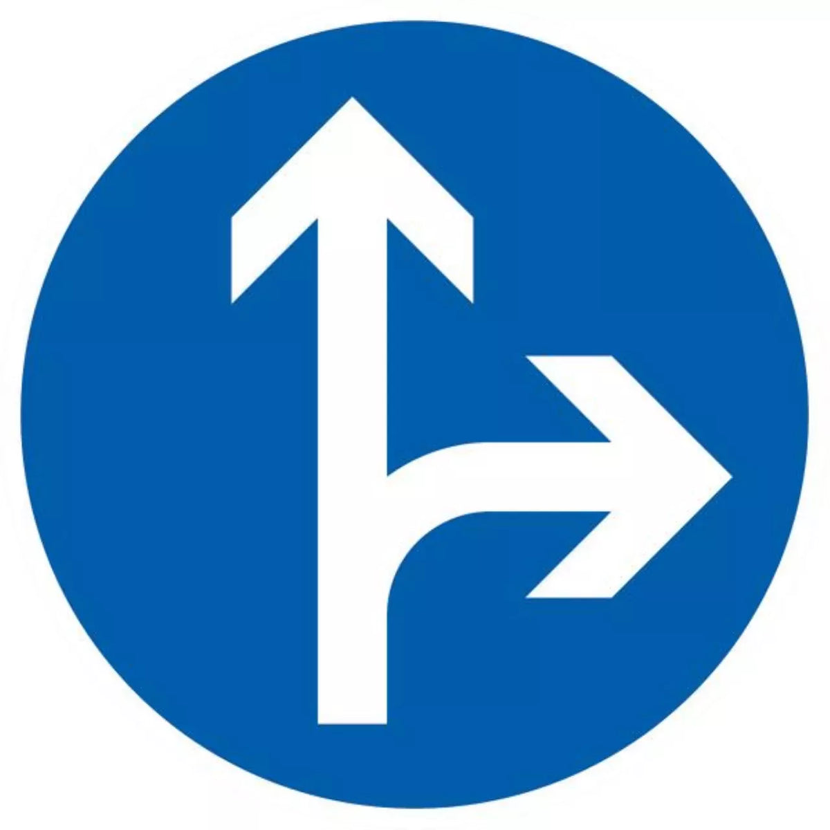 Verkehrszeichen VZ214 Vorgeschriebene Fahrtrichtung geradeaus oder rechts