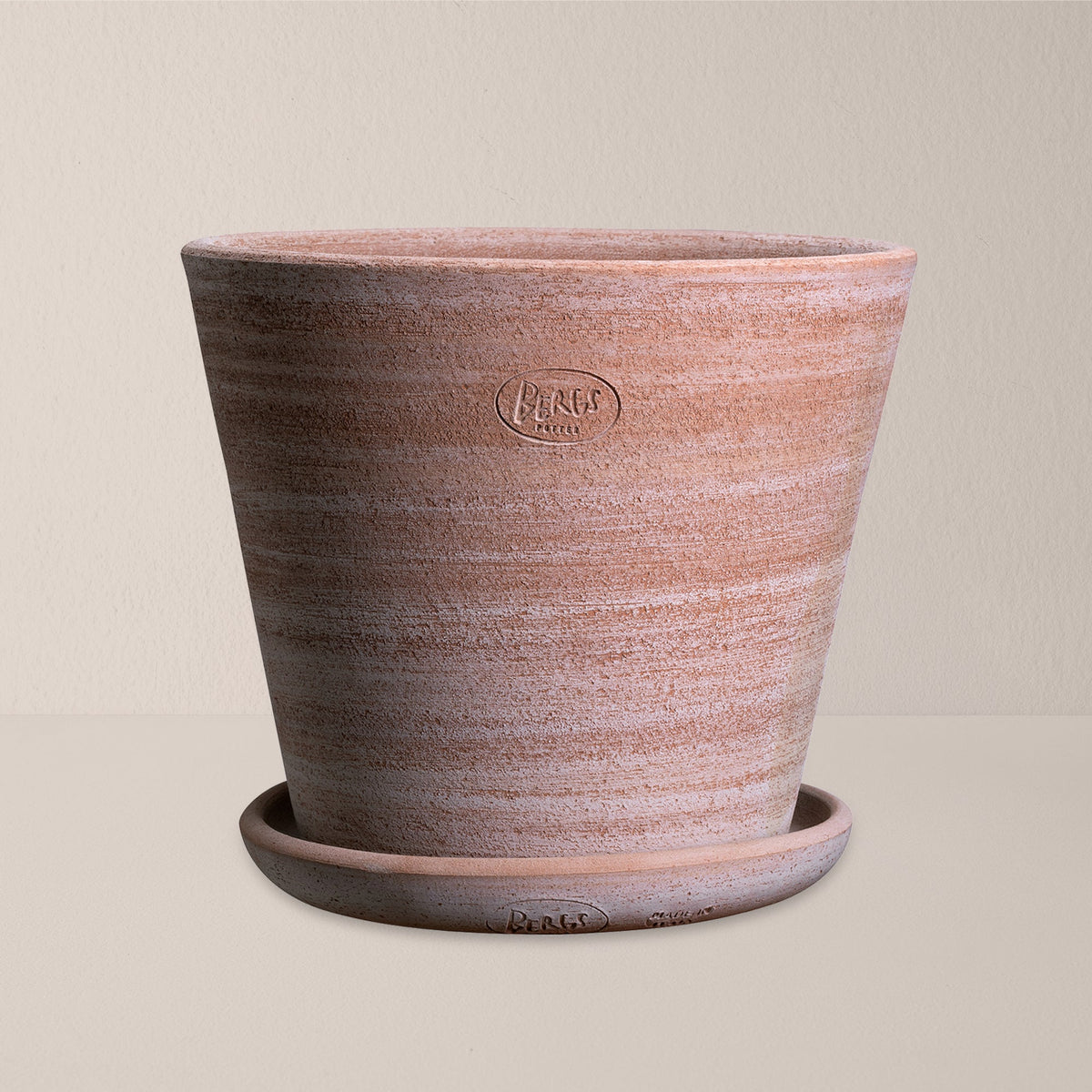 Julie Ø30 Planter & Saucer
