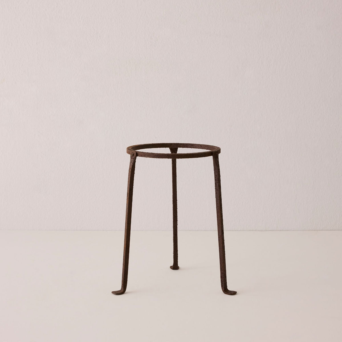 Iron Plant Stand - 8" Diameter