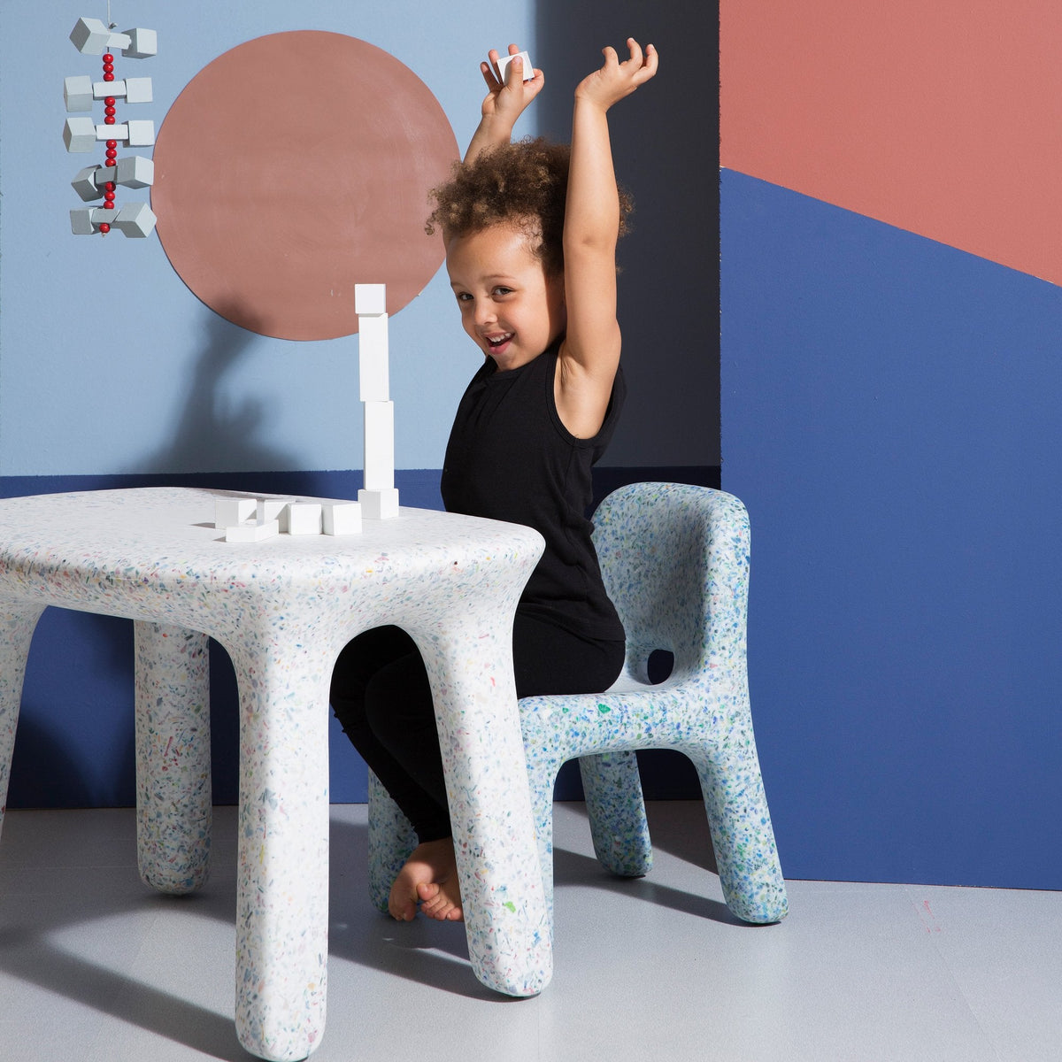 Luisa Table