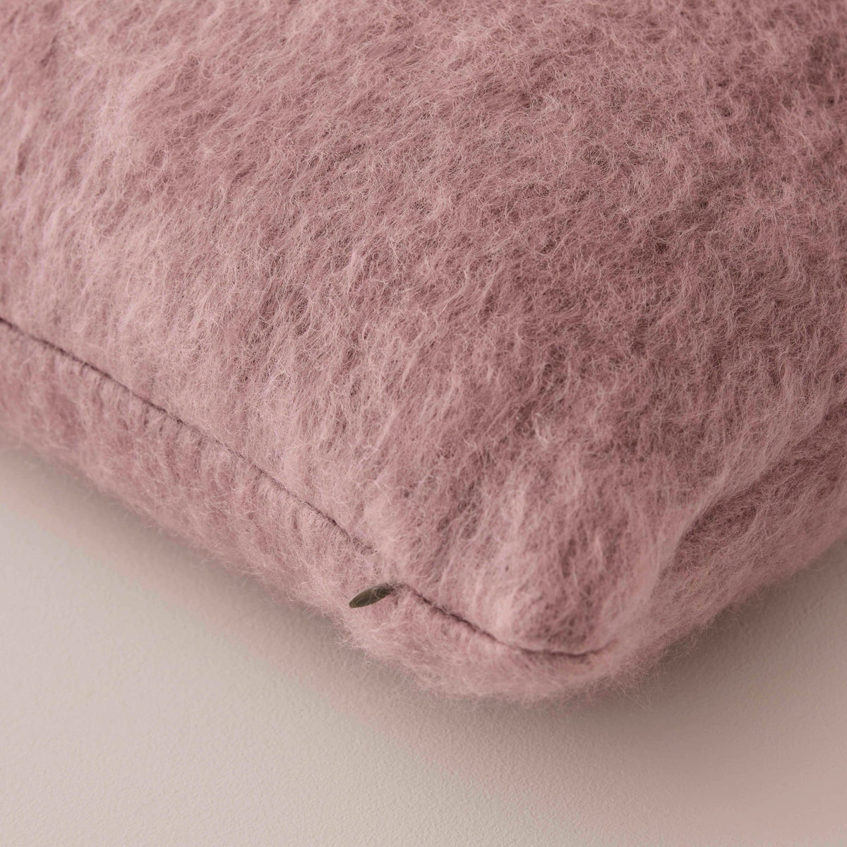 Lisos Cushion Cover