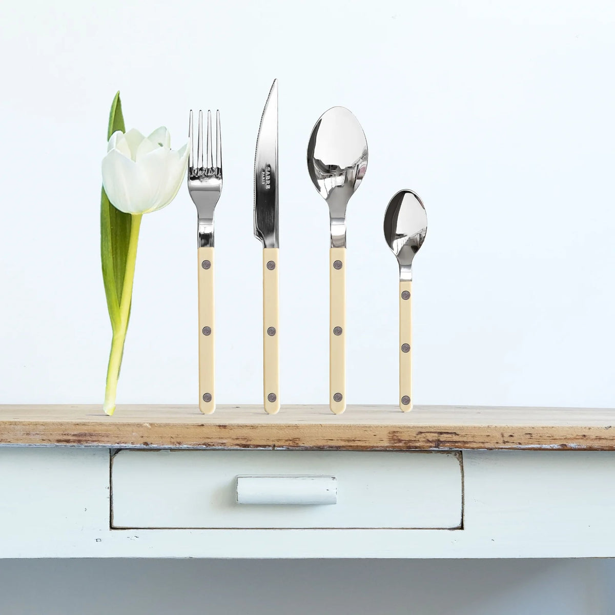 Bistrot Solid Flatware - Set of 4