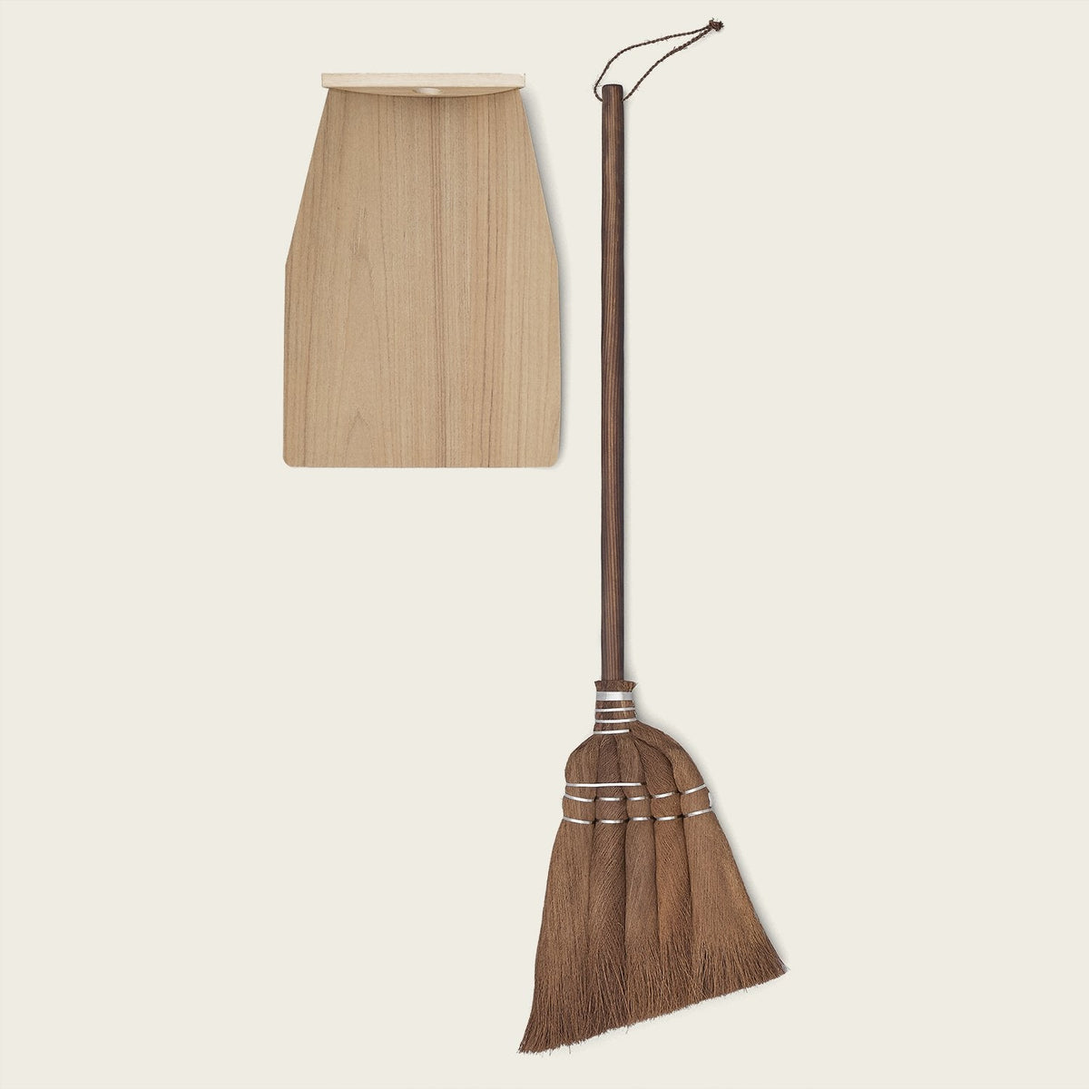 Japanese Cypress Short Handle Broom - Full