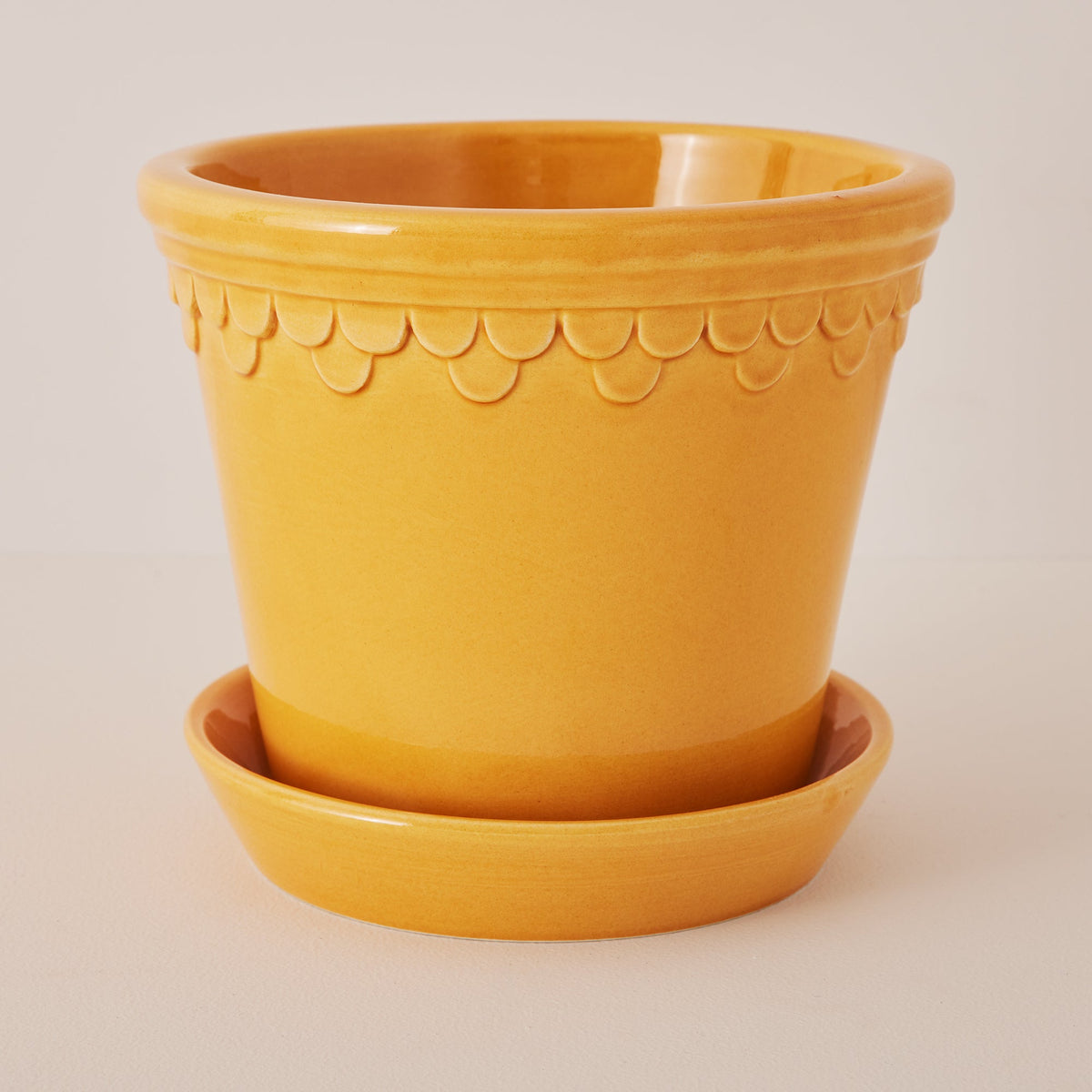 Copenhagen Ø18 Planter & Saucer