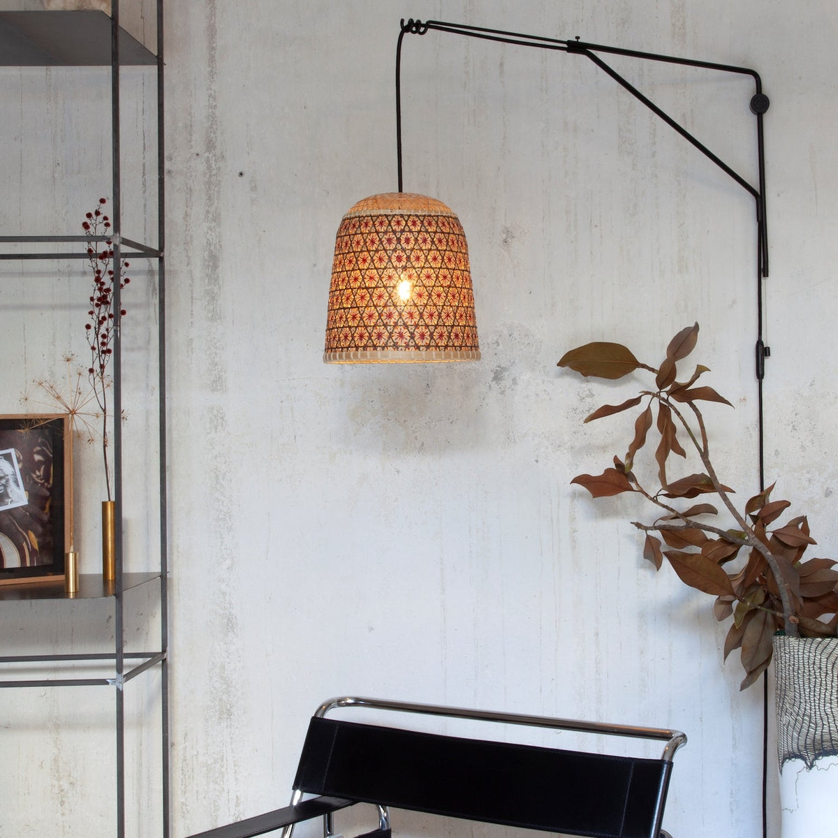 Pikul Wall Fixture