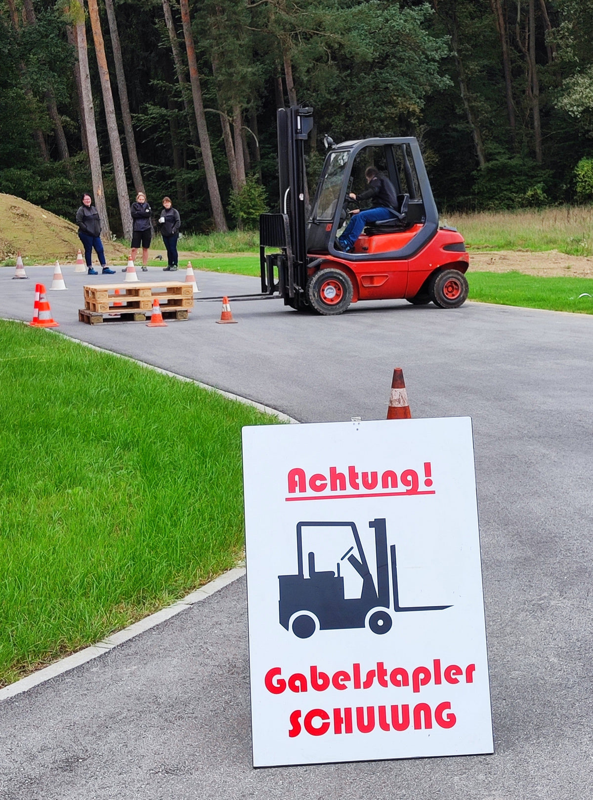 Bedienerlehrgang 3a für Gabelstapler (Flurförderzeuge)
